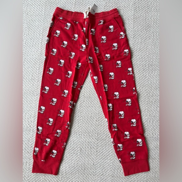 American Eagle Outfitters Other - NWT American Eagle Red Love Snoopy Joggers sz Large